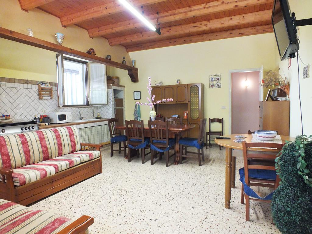 Zia Pia Bed & Breakfast Locogrande